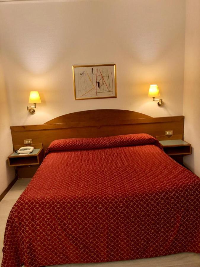 Hotel Arcadia Macerata Exterior foto