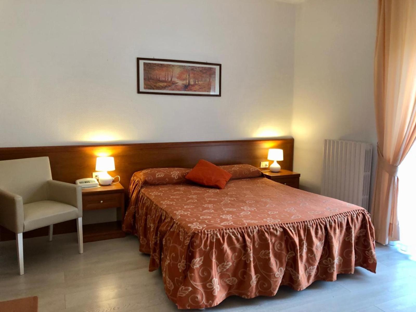Hotel Arcadia Macerata Quarto foto